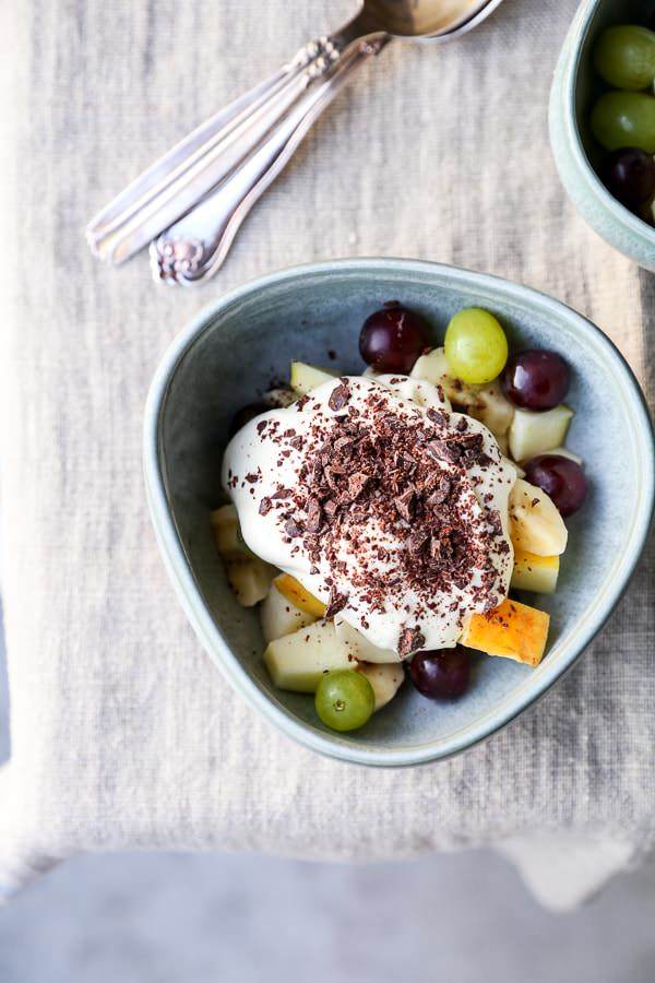 Frugtsalat med råcreme