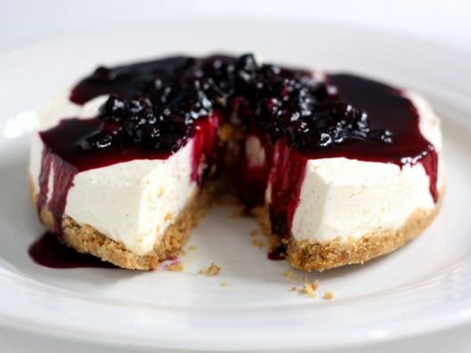 Cheesecake med blåbærsirup - Ostekage