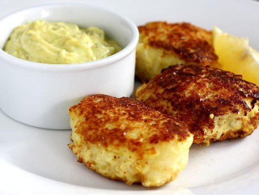 Fiskefrikadeller med remoulade