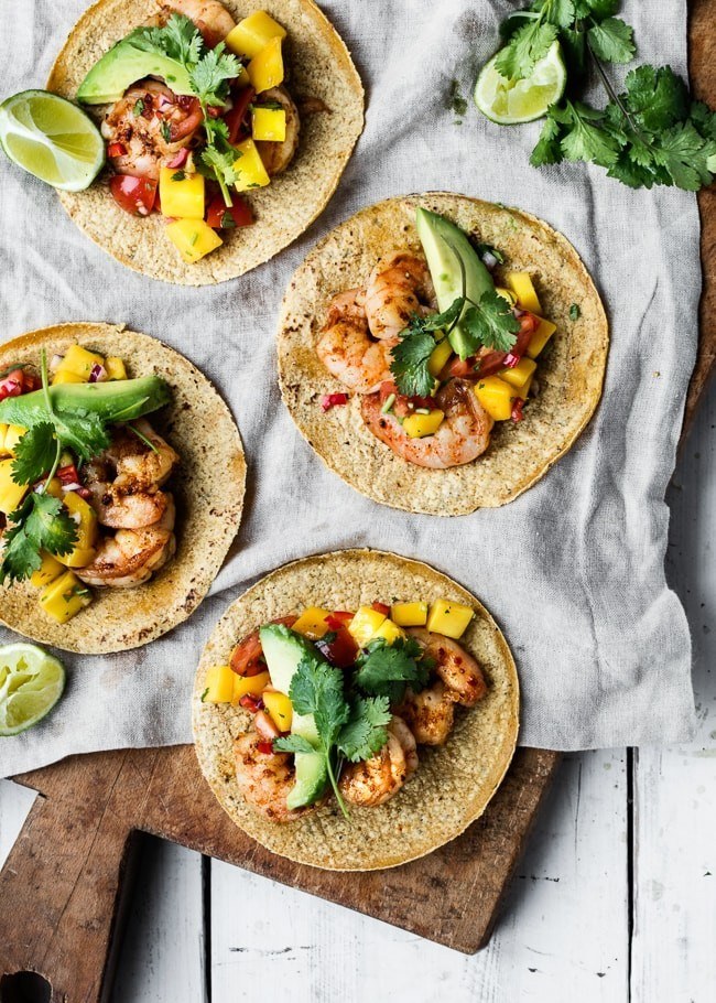 Tacos med rejer og mangosalsa