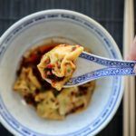 Spicy sichuan wontons i chiliolie