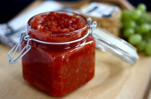 hjemmelavet chutney med tomat