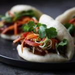 Bao - dampede boller med kinesisk BBQ-gris