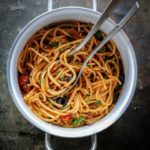 Spaghetti puttanesca – luderens spaghetti